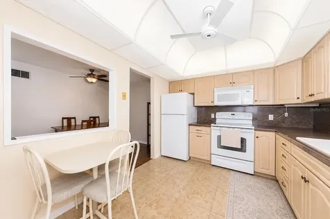 4700 Cove Circle St Petersburg FL 33708