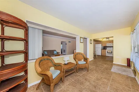 4700 Cove Circle St Petersburg FL 33708