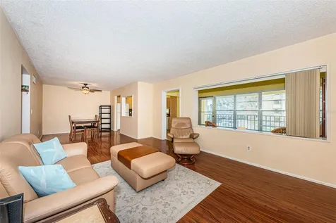 4700 Cove Circle St Petersburg FL 33708