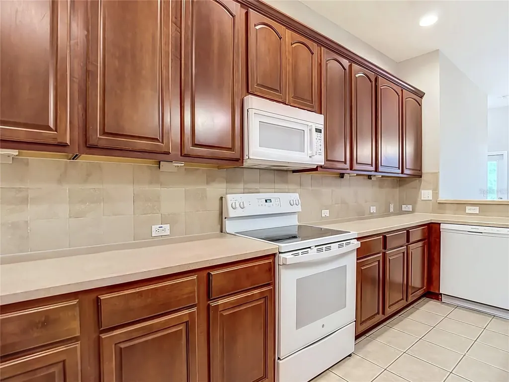 7015 Cardinalwood Lane Land O Lakes FL 34637