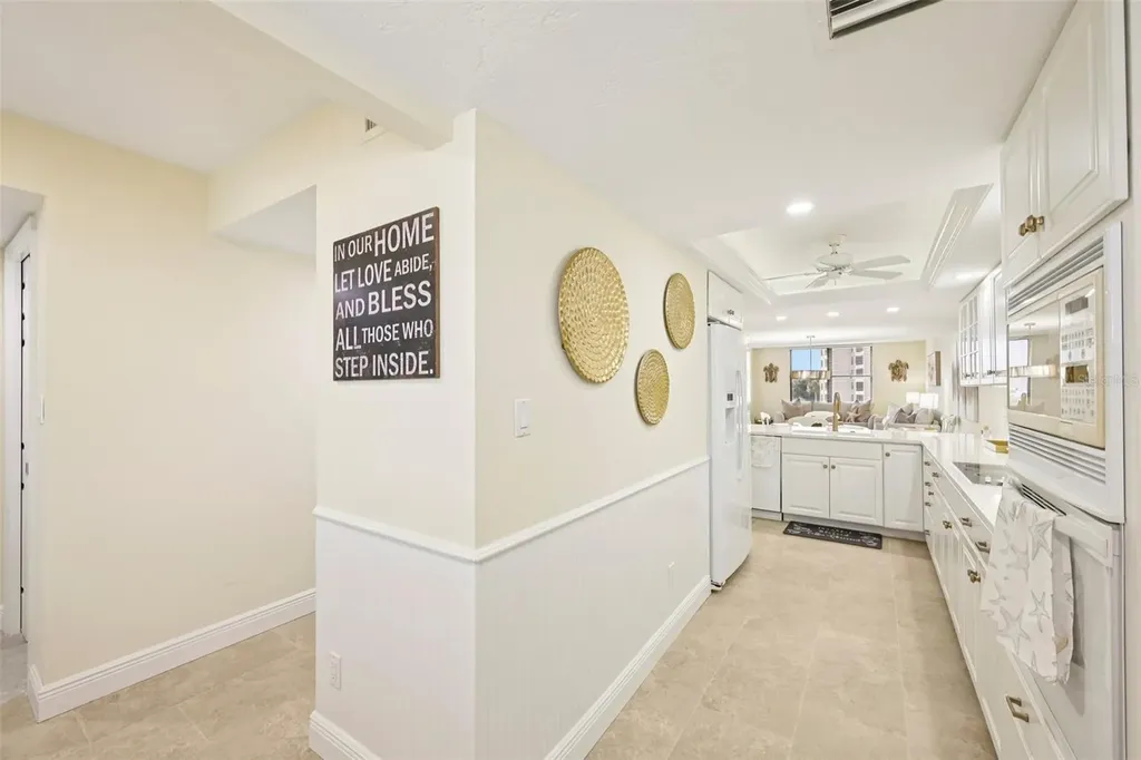5780 Midnight Pass Road Sarasota FL 34242
