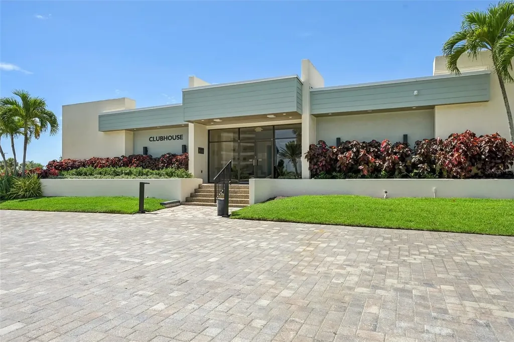 5780 Midnight Pass Road Sarasota FL 34242
