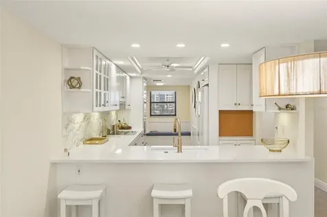 5780 Midnight Pass Road Sarasota FL 34242