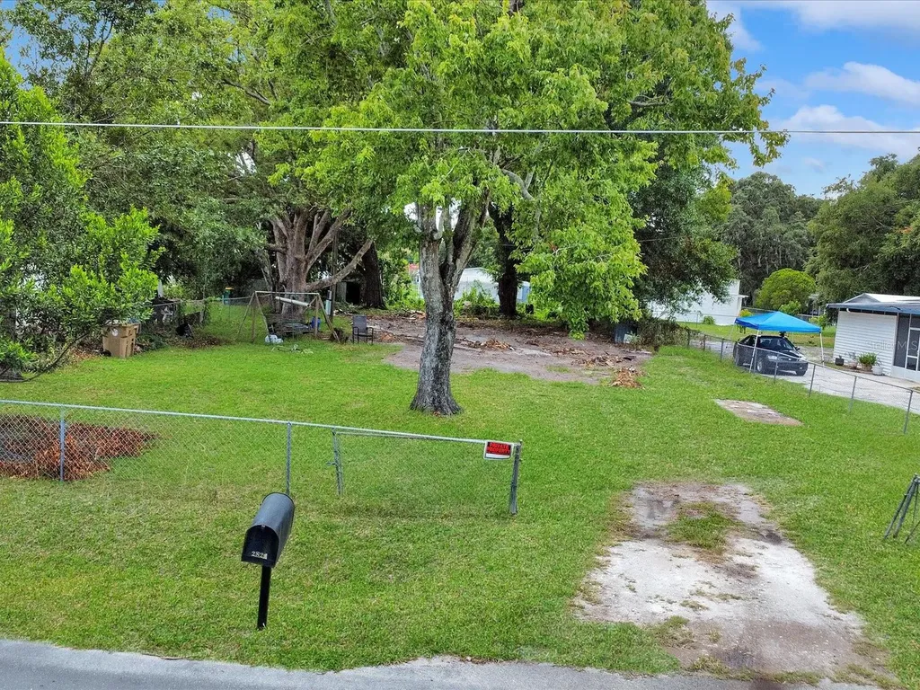 2824 Bay Avenue Kissimmee FL 34744