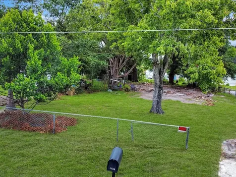 2824 Bay Avenue Kissimmee FL 34744