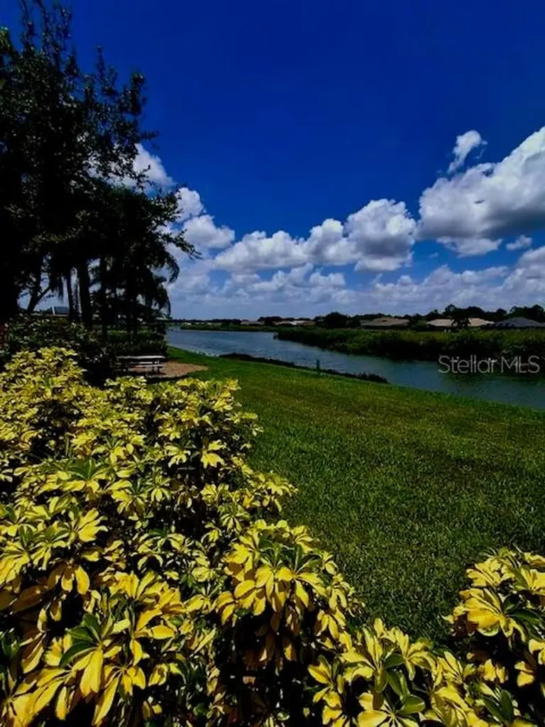 5231 Lansdowne Way Palmetto FL 34221