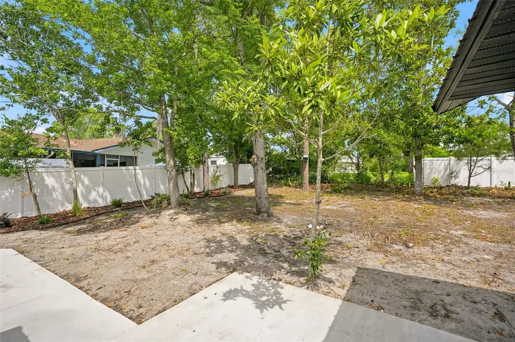 7407 Dundee Way Weeki Wachee FL 34613