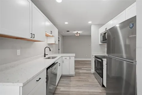 7407 Dundee Way Weeki Wachee FL 34613