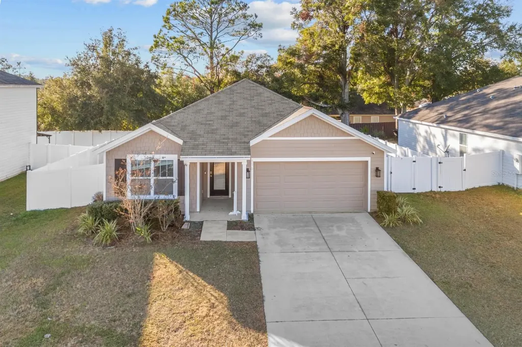 896 NW 253rd Drive Newberry FL 32669