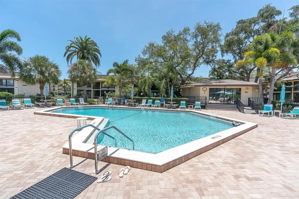 12300 Vonn Road Largo FL 33774