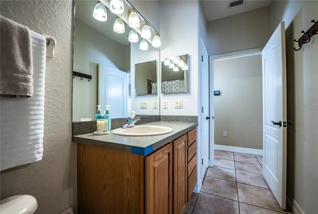 2205 Chesterfield Circle Lakeland FL 33813