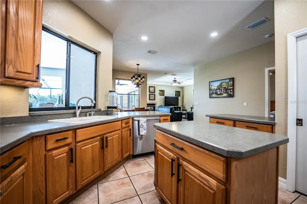 2205 Chesterfield Circle Lakeland FL 33813