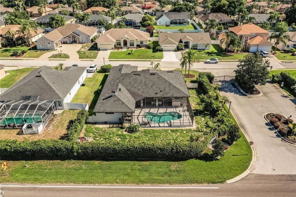 2205 Chesterfield Circle Lakeland FL 33813