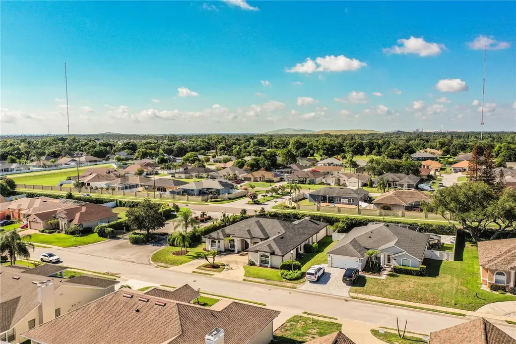 2205 Chesterfield Circle Lakeland FL 33813