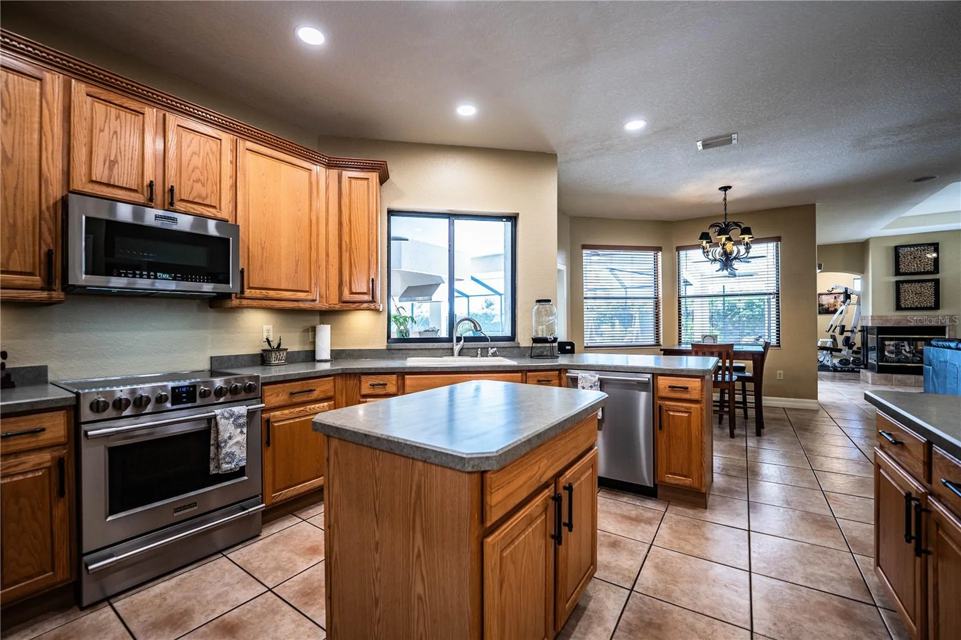 2205 Chesterfield Circle Lakeland FL 33813