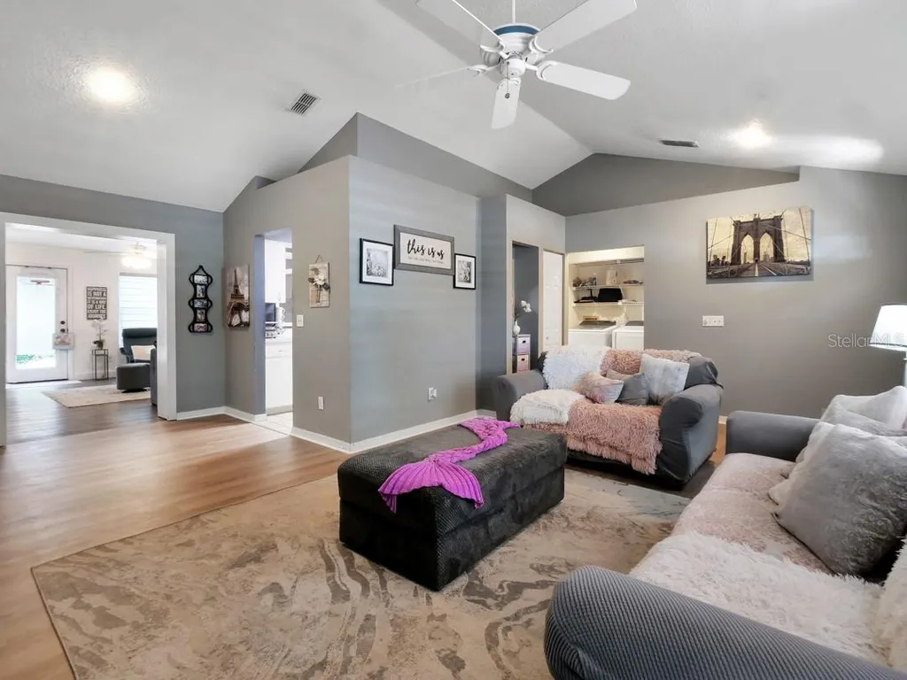 1048 Malletwood Drive Brandon FL 33510