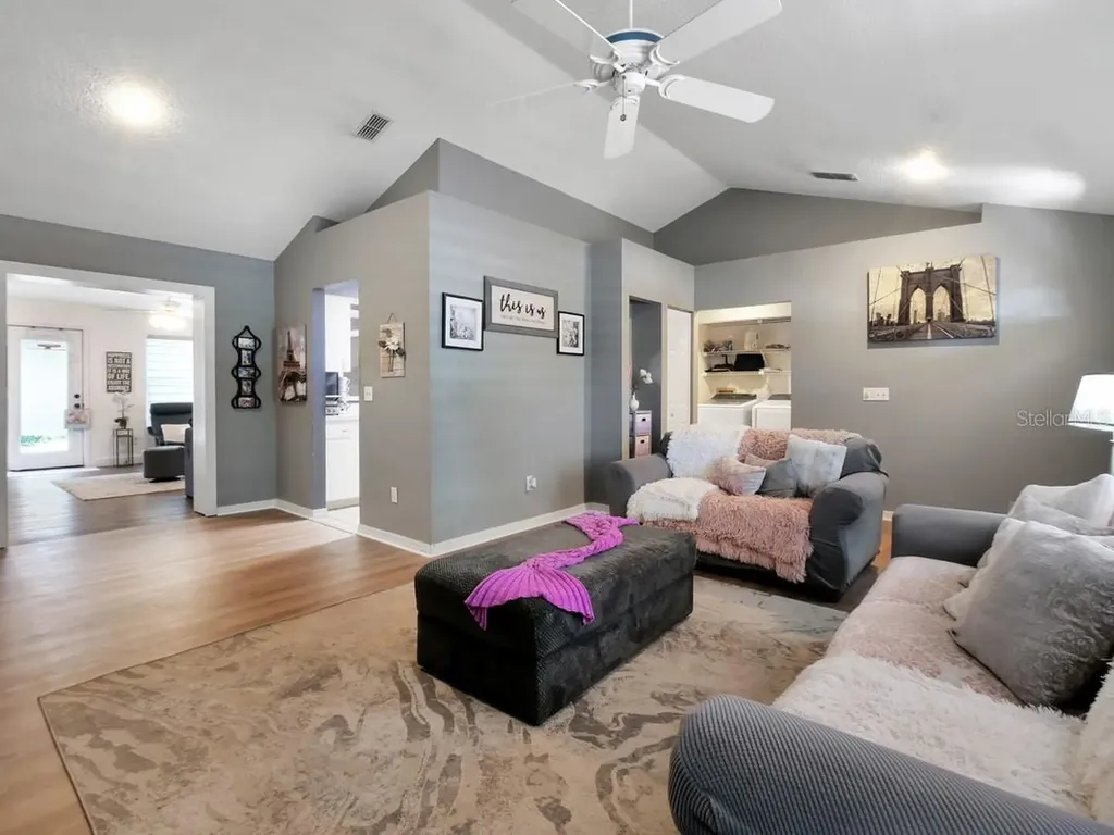 1048 Malletwood Drive Brandon FL 33510