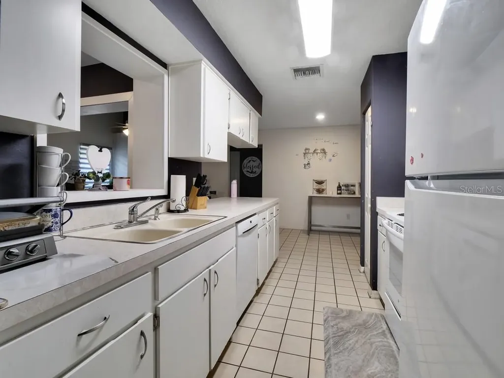 1048 Malletwood Drive Brandon FL 33510