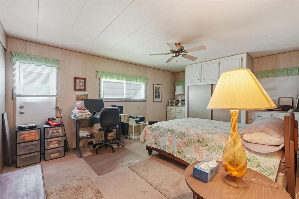 64 Rachel Drive Tarpon Springs FL 34689