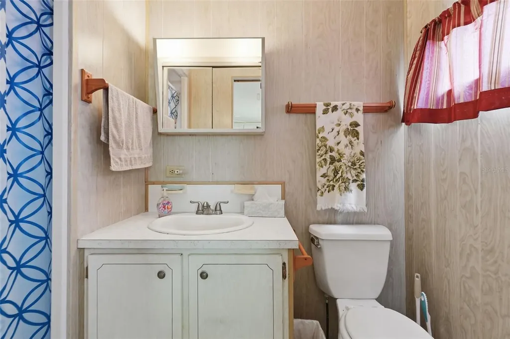 64 Rachel Drive Tarpon Springs FL 34689