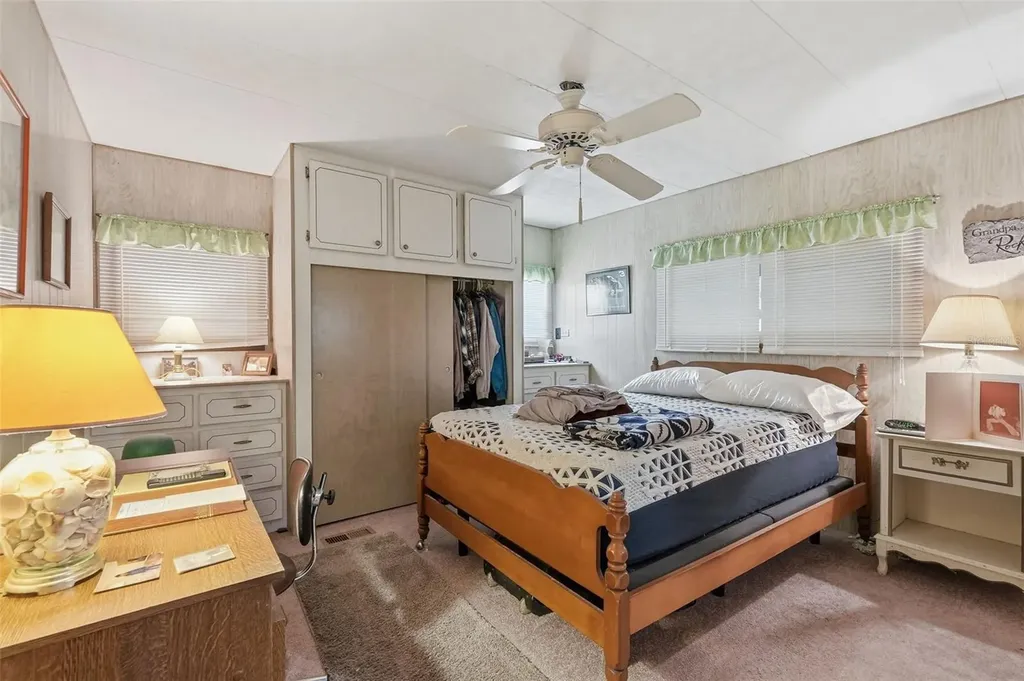 64 Rachel Drive Tarpon Springs FL 34689