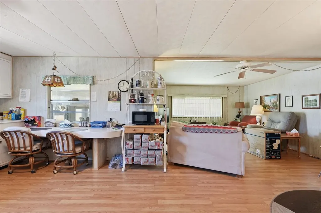64 Rachel Drive Tarpon Springs FL 34689