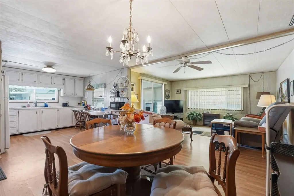 64 Rachel Drive Tarpon Springs FL 34689