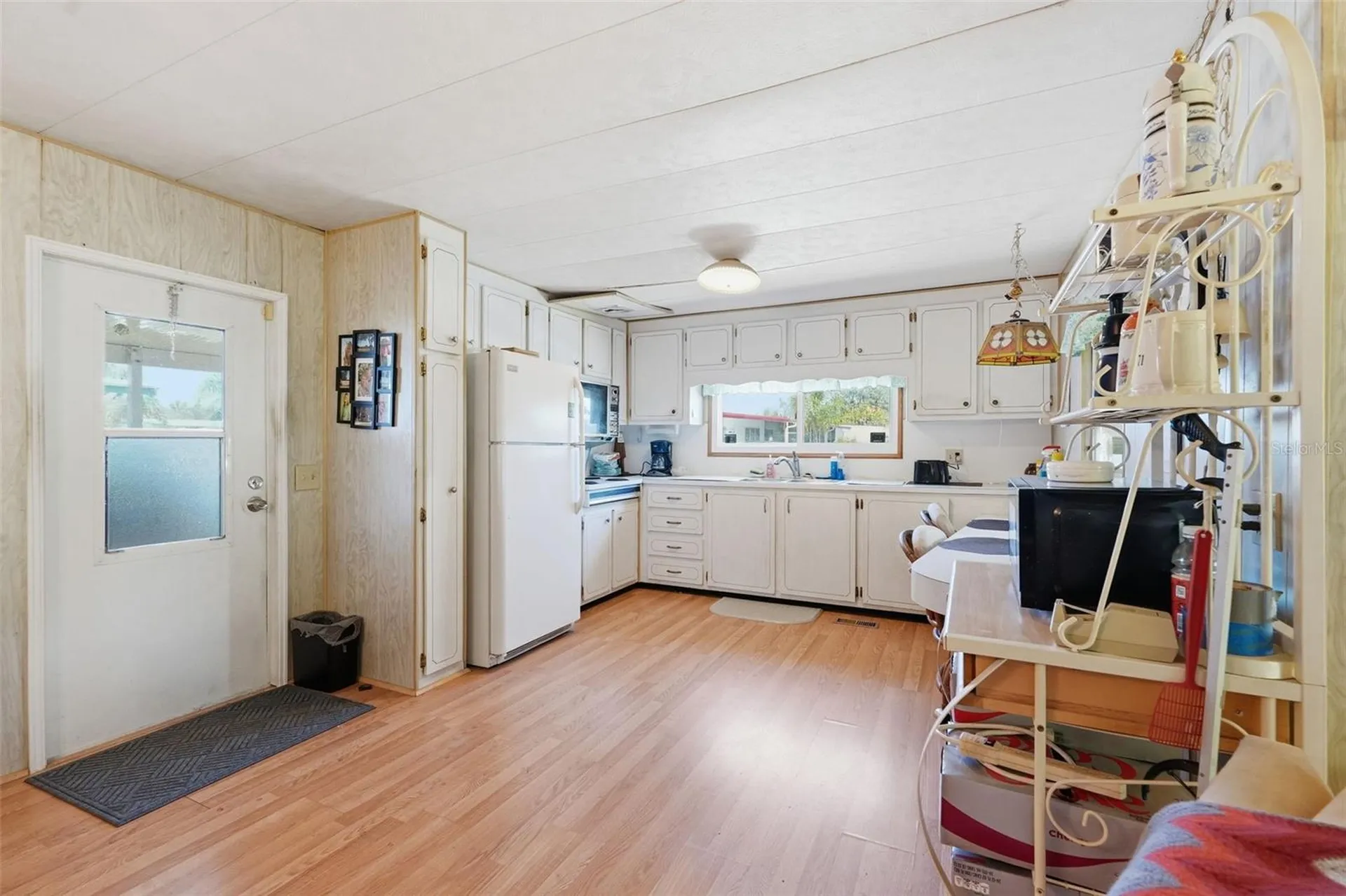 64 Rachel Drive Tarpon Springs FL 34689