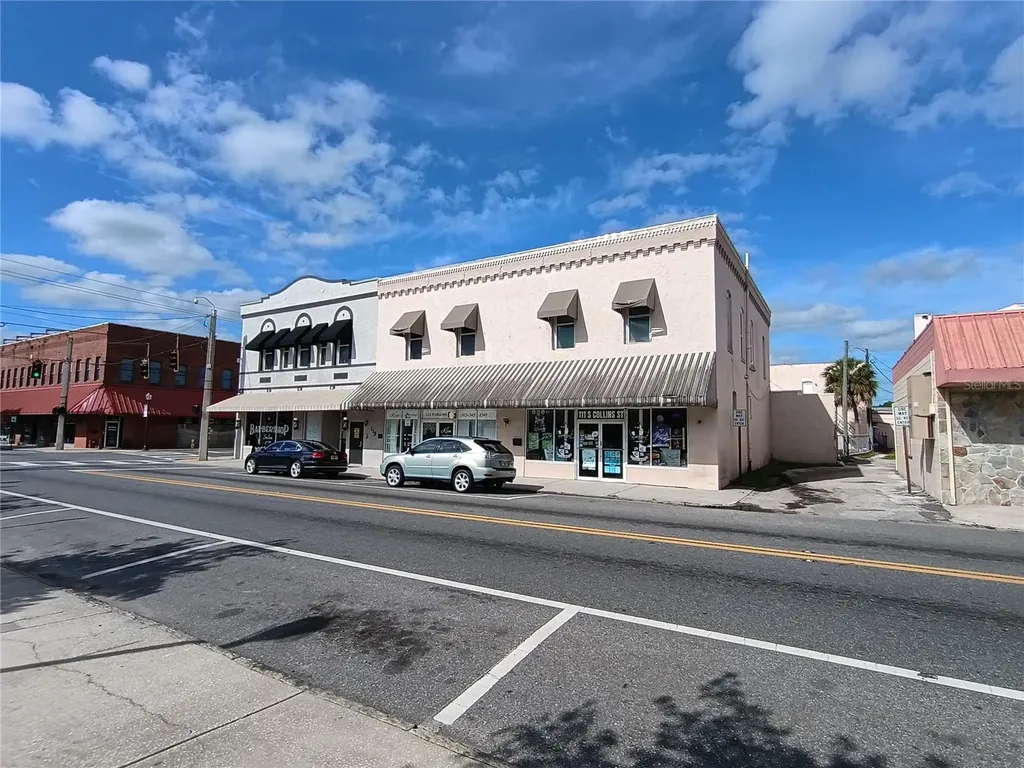 111 S Collins Street Plant City FL 33563