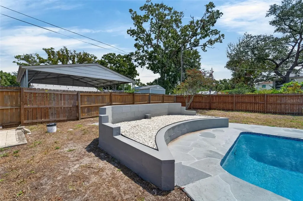4711 W Lawn Avenue Tampa FL 33611