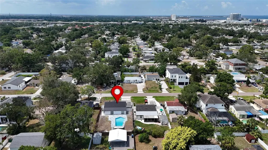 4711 W Lawn Avenue Tampa FL 33611