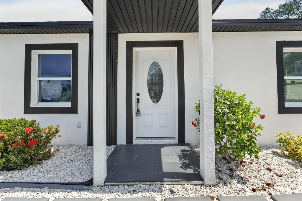 4711 W Lawn Avenue Tampa FL 33611