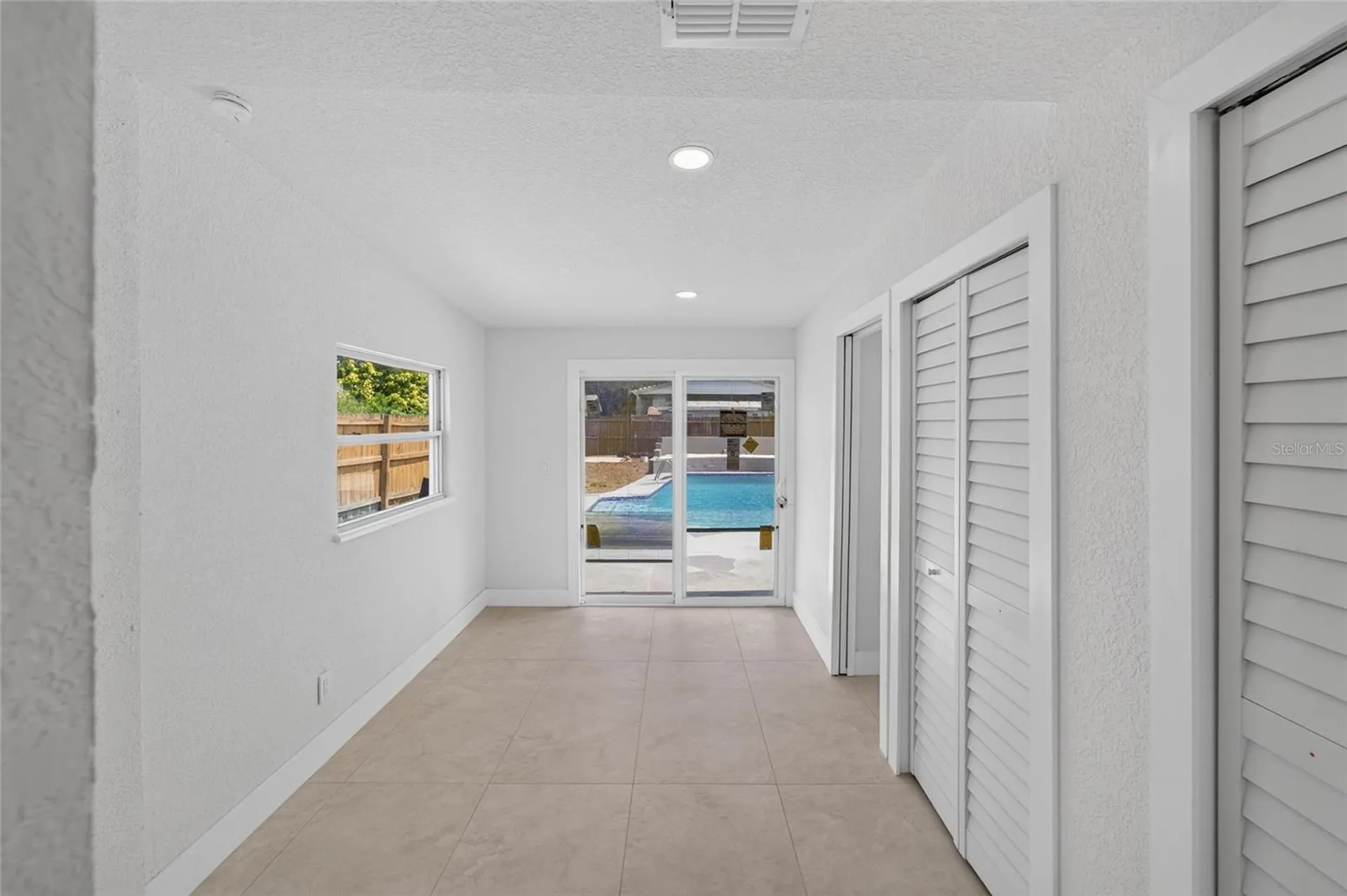 4711 W Lawn Avenue Tampa FL 33611