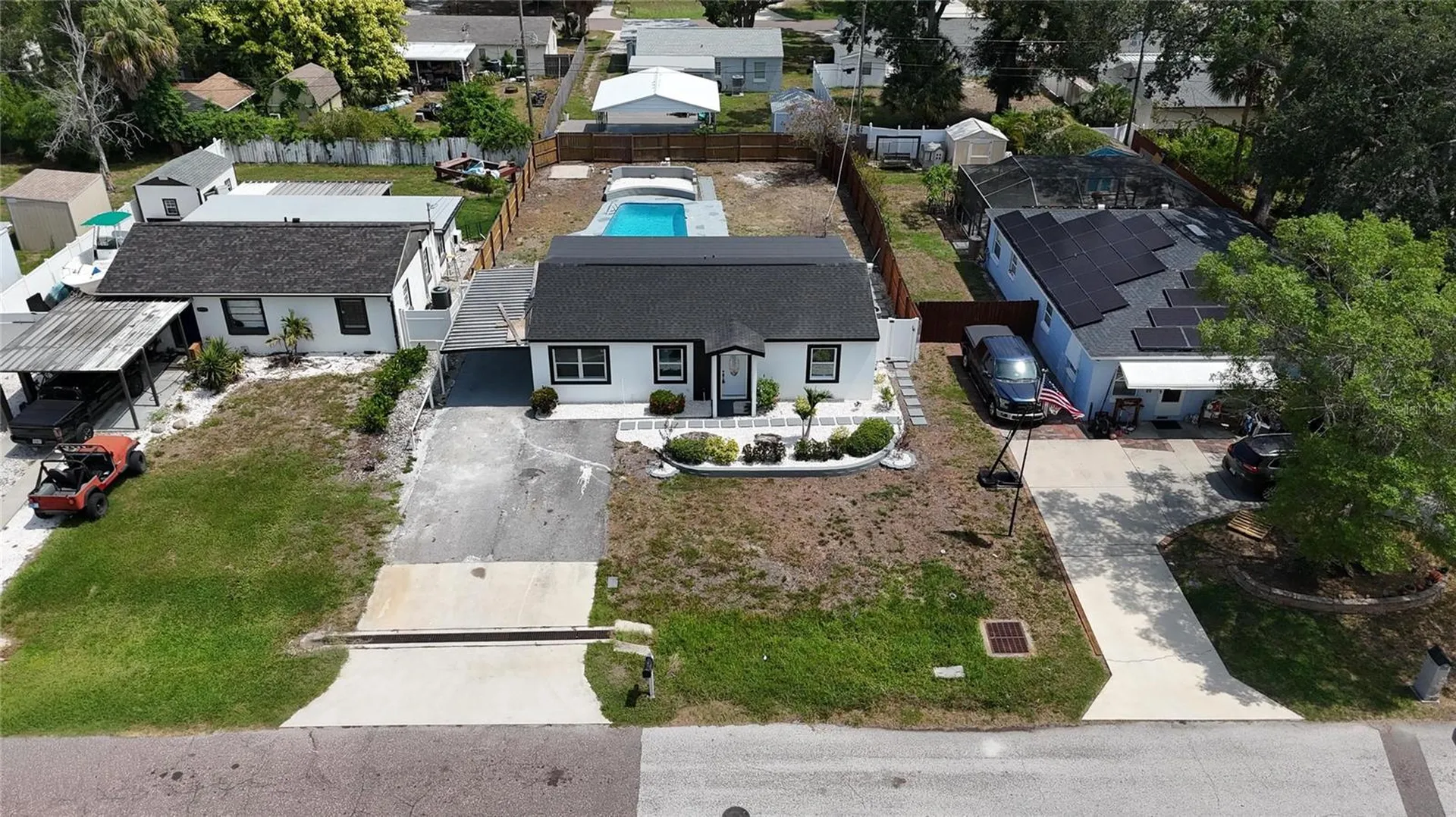 4711 W Lawn Avenue Tampa FL 33611