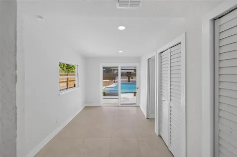 4711 W Lawn Avenue Tampa FL 33611