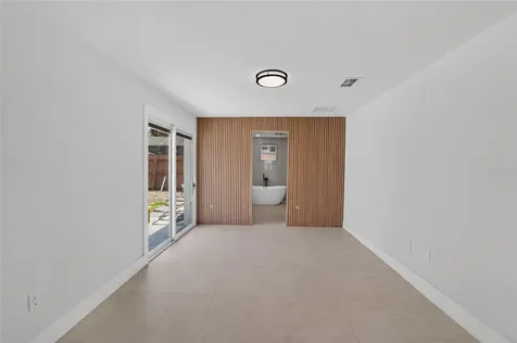 4711 W Lawn Avenue Tampa FL 33611