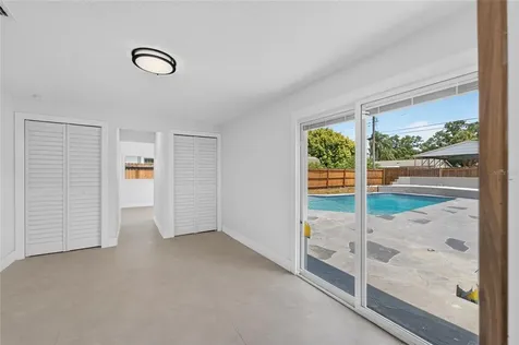 4711 W Lawn Avenue Tampa FL 33611
