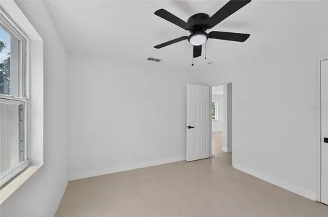 4711 W Lawn Avenue Tampa FL 33611
