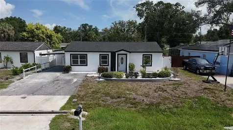 4711 W Lawn Avenue Tampa FL 33611