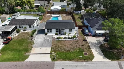 4711 W Lawn Avenue Tampa FL 33611