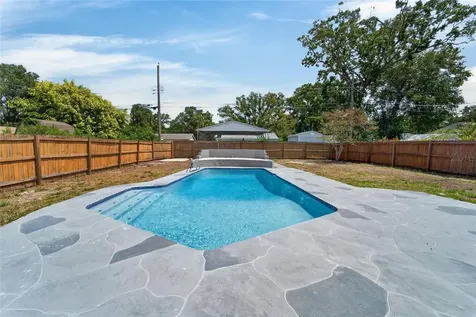 4711 W Lawn Avenue Tampa FL 33611