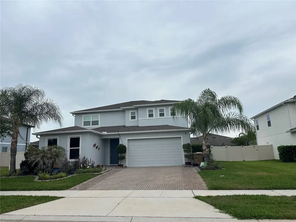 2104 Stillwood Way St Cloud FL 34771