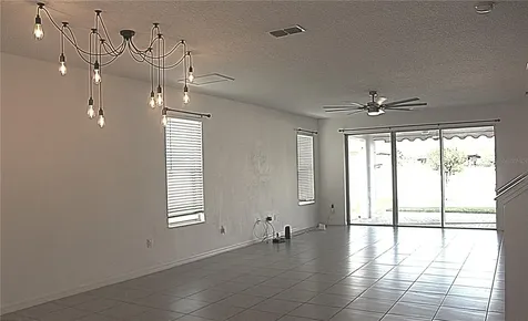 2104 Stillwood Way St Cloud FL 34771