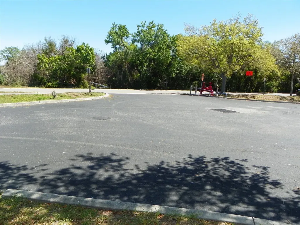 2824 Manatee Avenue E Bradenton FL 34208