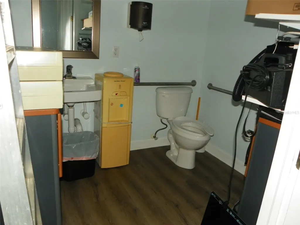 2824 Manatee Avenue E Bradenton FL 34208