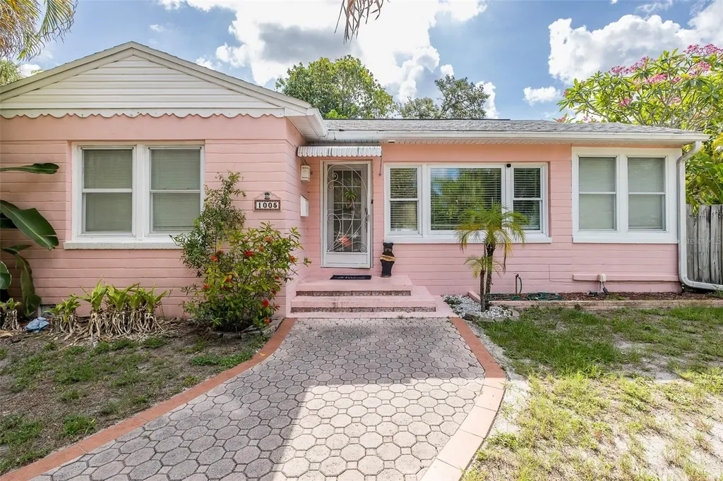 1005 15th Street N St Petersburg FL 33705