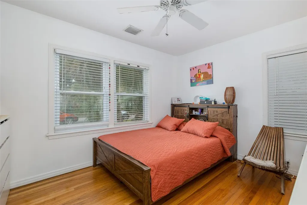 1005 15th Street N St Petersburg FL 33705