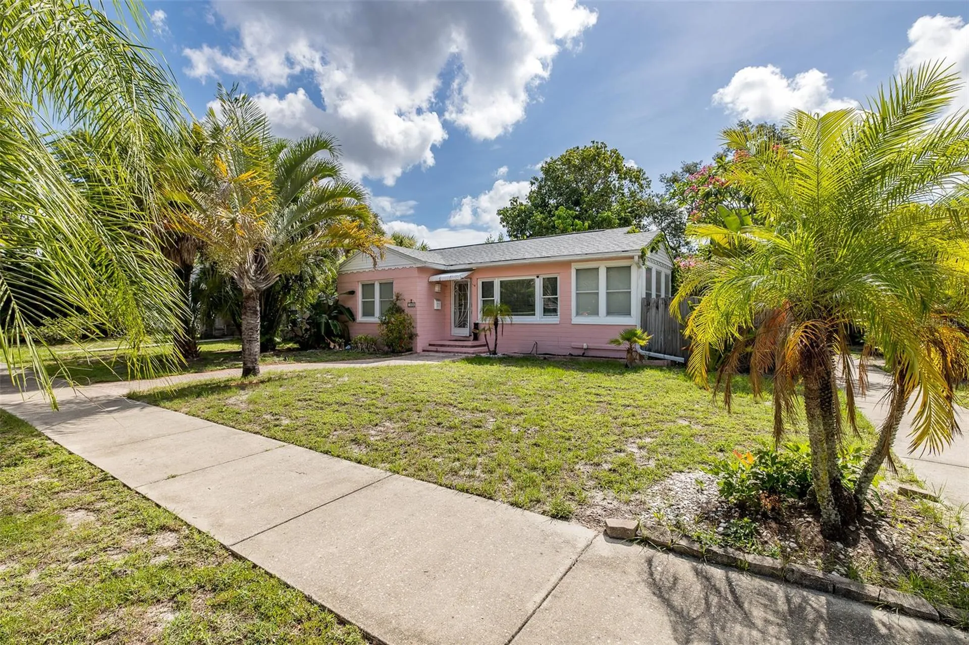 1005 15th Street N St Petersburg FL 33705