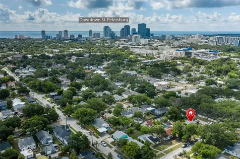 1005 15th Street N St Petersburg FL 33705