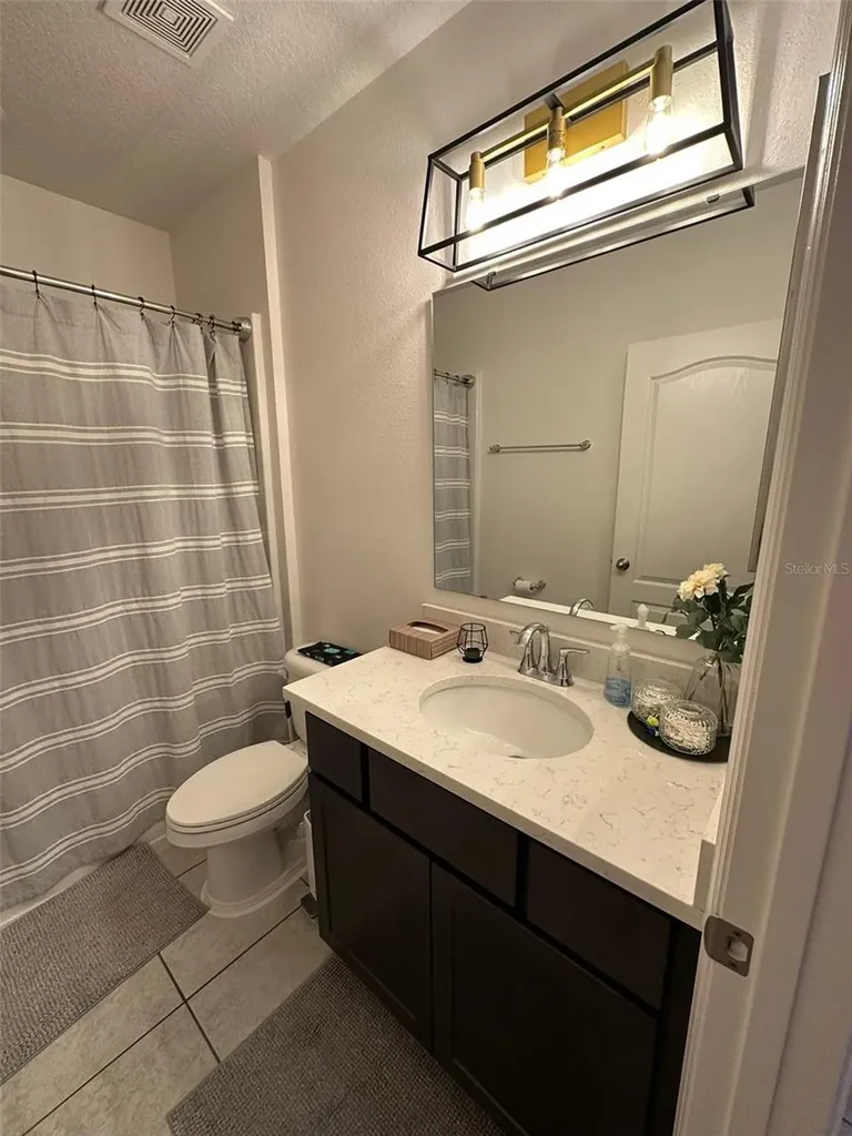 172 E Fiesta Key Loop Deland FL 32720